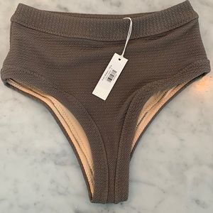 Wanderlust Avery Bikini Bottom in Olive - Size Small